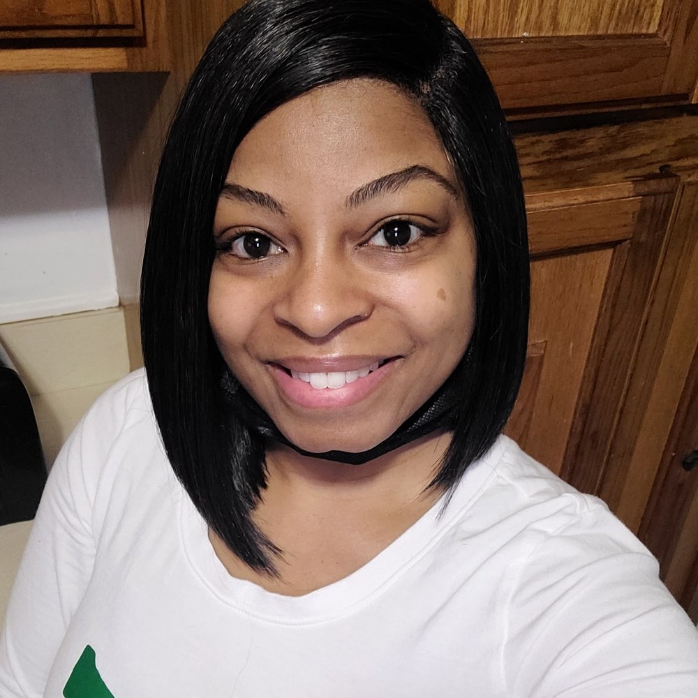 Meet your Posher, Sabrina